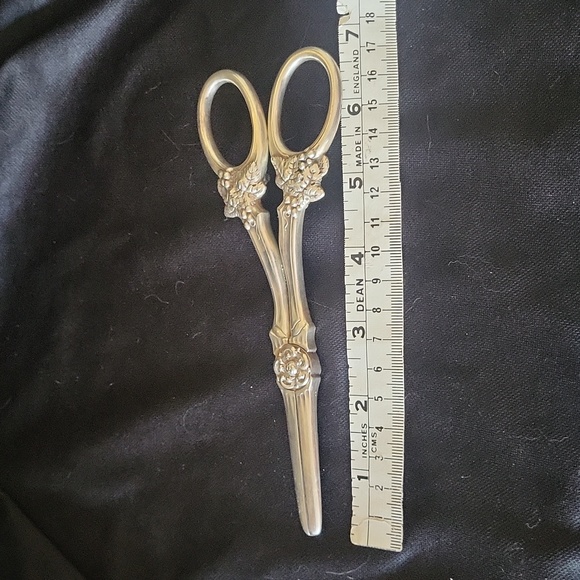 Vintage Antique Sterling Silver Fruit Scissors - Picture 2 of 6